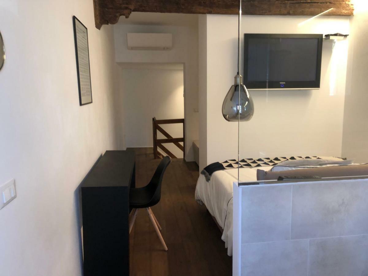 Un Piccolo Rifugio A Pochi Passi Dal Duomo Apartment Ферара Екстериор снимка